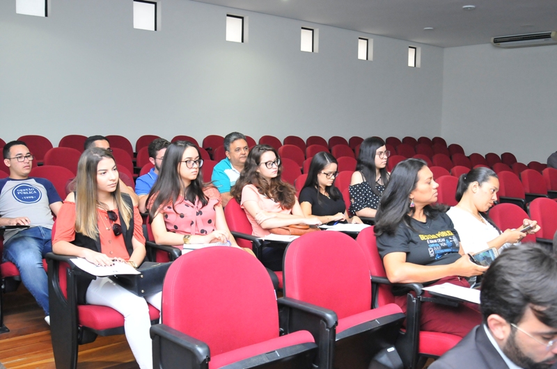 Estudantes TCE.JPG